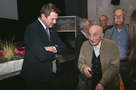 75 let delovanja Odbojkarskega kluba Kamnik in posebno priznanje Klemnu Hribarju (82)